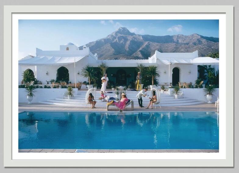 레트로 풀사이드 호스트 슬림 아론 프린트 아트 캔버스  - Luxury Lifestyle Picture 리뷰 및 가격