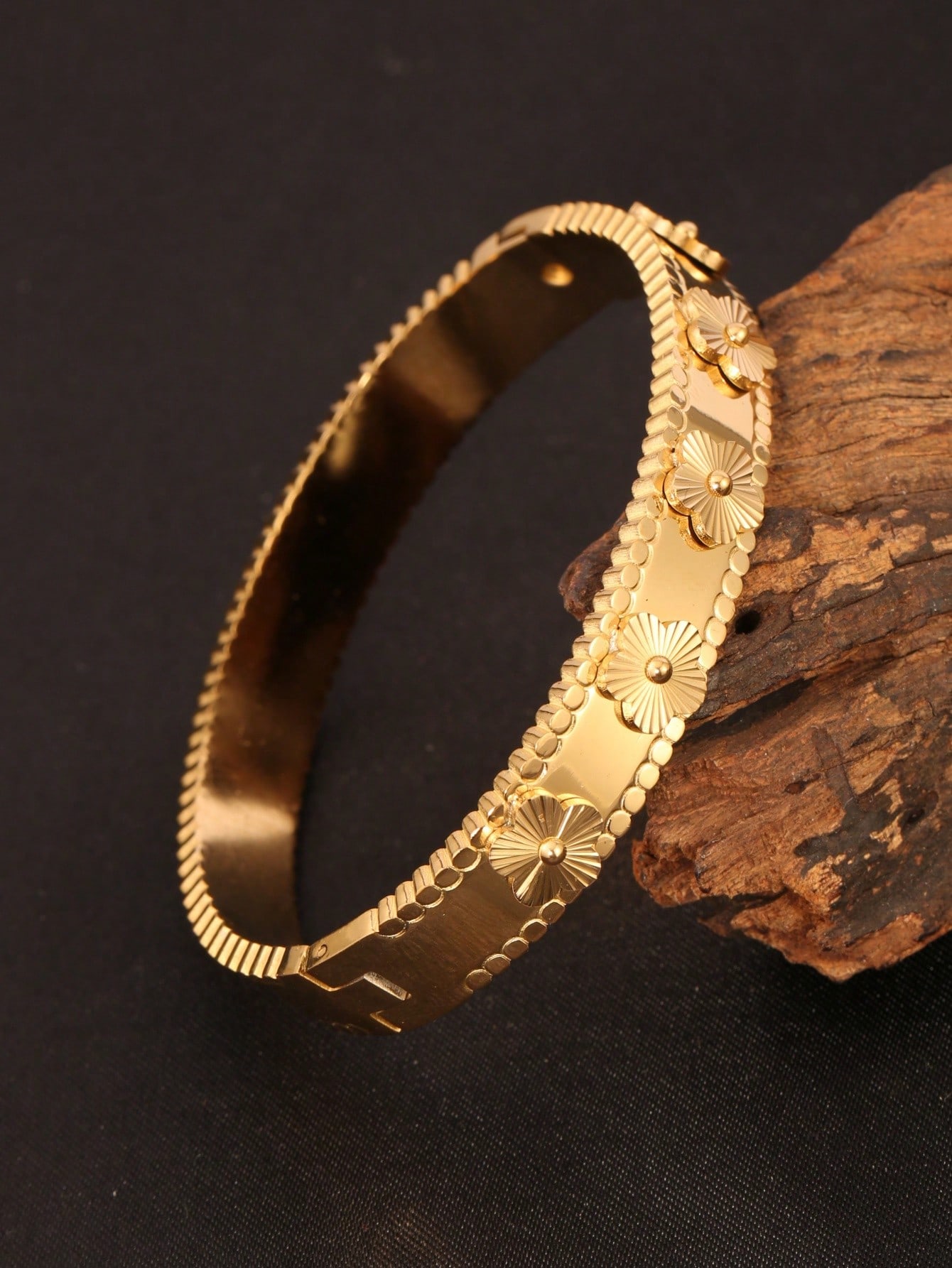 유럽 및 미국 스타일 레이저 플라워 칼레이도스코프 롤링 - Luxury Lifestyle Jewelry 리뷰 및 가격
